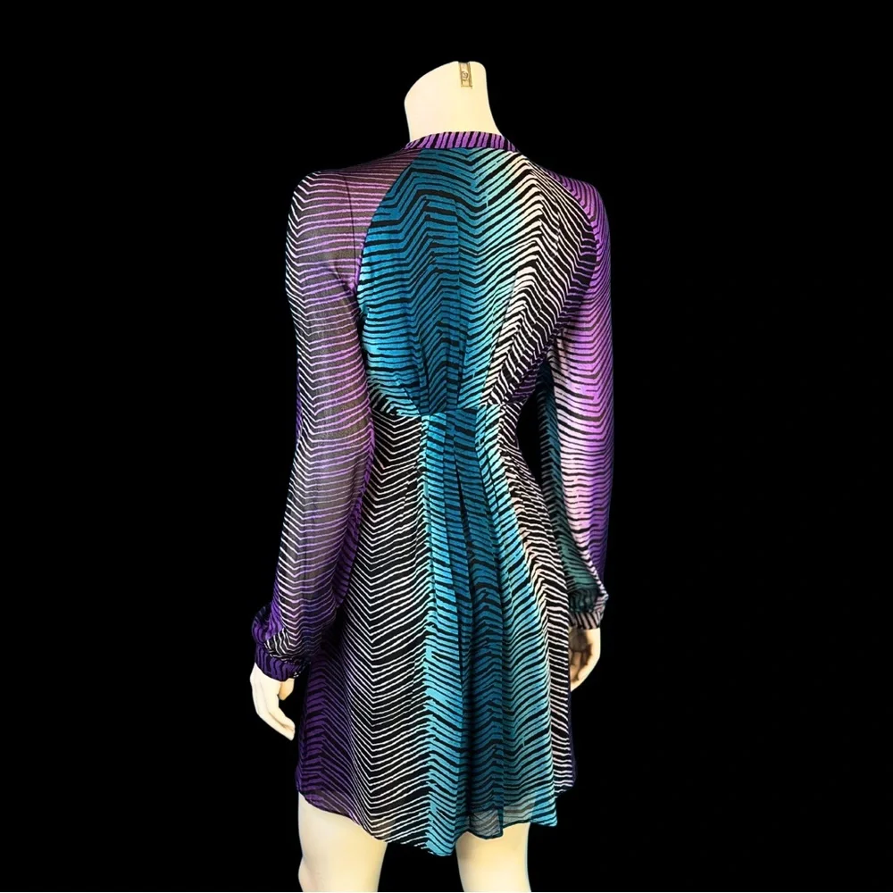 ARMANI Exchange ANIMAL PRINT Deep V SILK Ombré Mini Dress - Picture 6 of 9